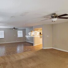 358 W Hackamore Ave in Gilbert, AZ - Foto de edificio - Building Photo