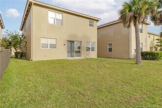 979 NW Leonardo Cir in Port St. Lucie, FL - Building Photo - Building Photo