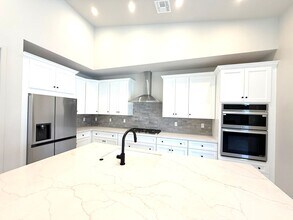 5512 Edgar Way in Prescott Valley, AZ - Building Photo - Building Photo