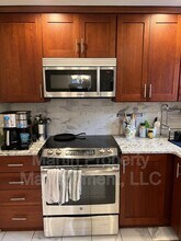 27 Burlington Rd in Bedford, MA - Building Photo - Building Photo