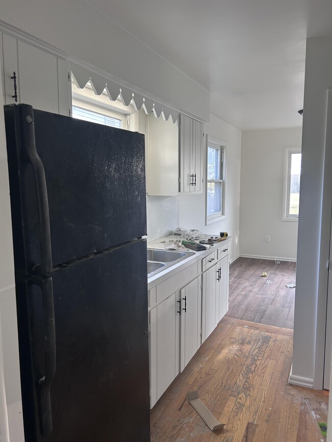 property at 418 N 2nd St