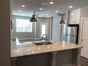1731 W Deane St in Fayetteville, AR - Building Photo - Building Photo