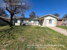 1525 N Christine Dr in Midwest City, OK - Building Photo