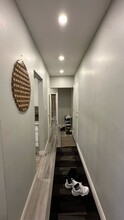 37 Mericourt Rd in Hamilton, ON - Building Photo - Building Photo