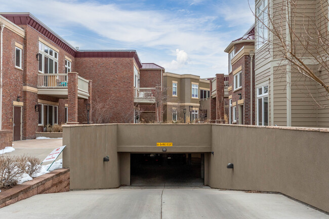 1820 Mary Ln in Boulder, CO - Foto de edificio - Building Photo