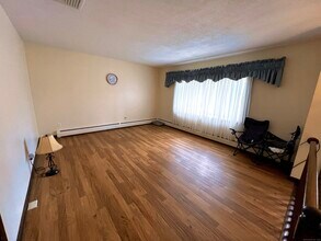 42 Partridge Dr in Waterbury, CT - Building Photo - Building Photo