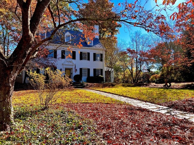 1023 Marshall Ave in South Boston, VA - Building Photo - Building Photo
