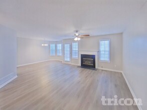 208 Winchester Dr in Villa Rica, GA - Building Photo - Building Photo