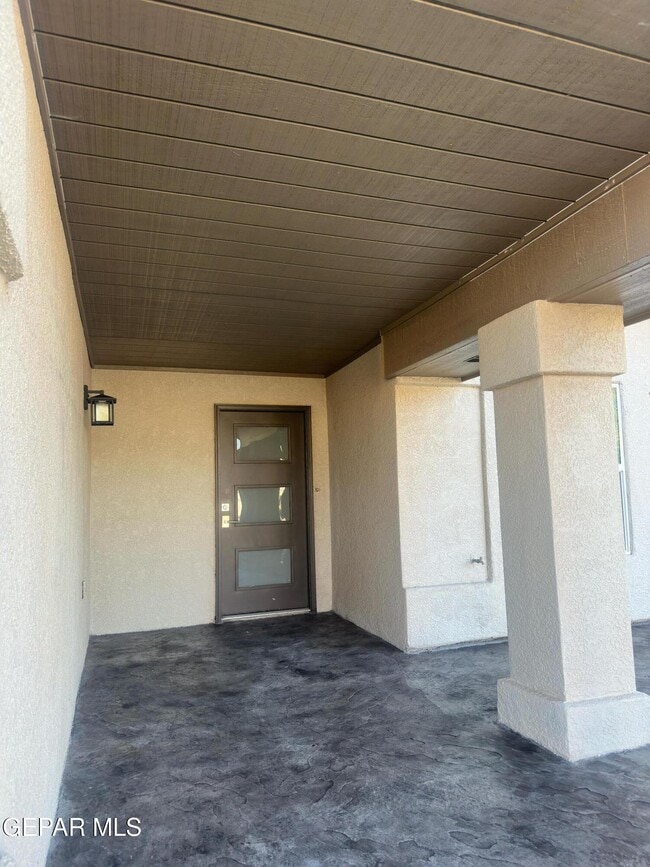 2433 Alan Duncan Ln in El Paso, TX - Building Photo - Building Photo