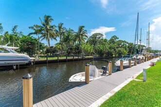 1000 River Reach Dr in Fort Lauderdale, FL - Building Photo - Building Photo