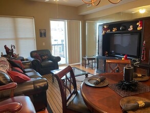 1100 Bluff Rd in Columbia, SC - Building Photo - Building Photo