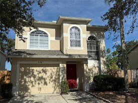 728 Burlwood St in Brandon, FL - Building Photo