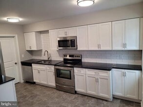 22 Mimosa Ct in Quakertown, PA - Building Photo - Building Photo