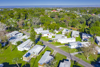 Holiday RV & Mobile Home Park in Port Richey, FL - Building Photo - Other