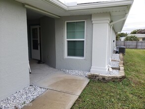 1646 N Hwy A1A in Indialantic, FL - Building Photo - Building Photo