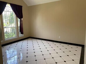 11830 Meadow Pl Dr in Houston, TX - Building Photo - Building Photo