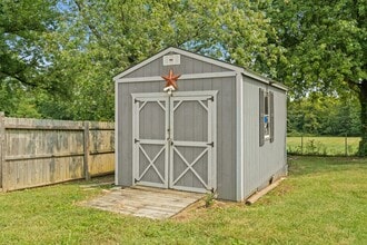 4686 Jackson Rd in Eminence, KY - Building Photo - Building Photo