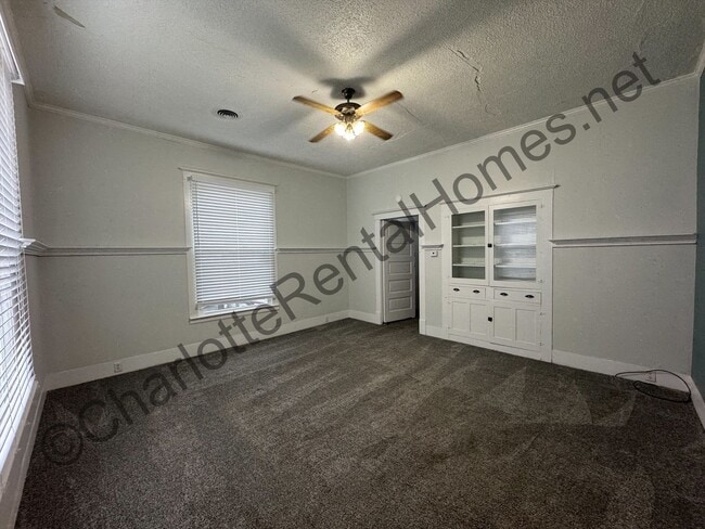 113 E Pine St in Lincolnton, NC - Building Photo - Building Photo