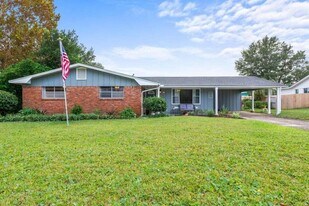 350 Barbara Dr NW in Fort Walton Beach, FL - Building Photo