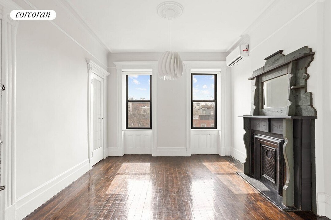 405 Douglass St in Brooklyn, NY - Building Photo