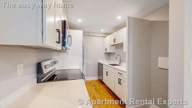 132 Sherman St in Cambridge, MA - Building Photo - Building Photo