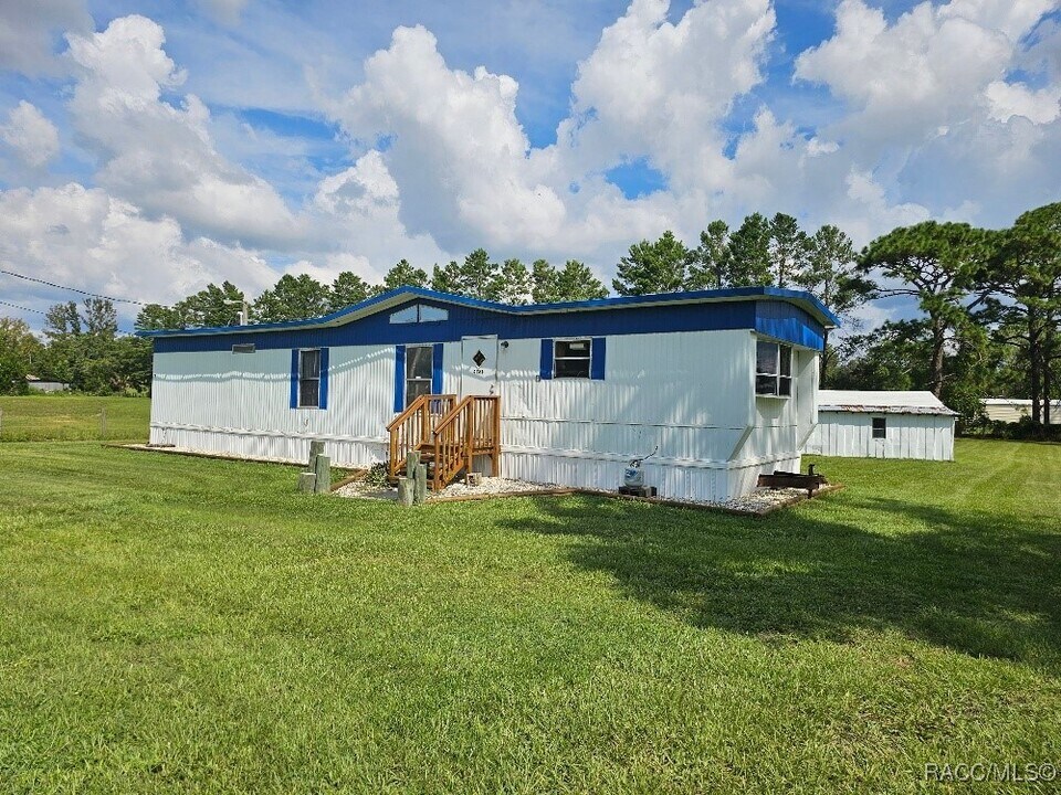 4281 W Cardinal St in Homosassa, FL - Building Photo