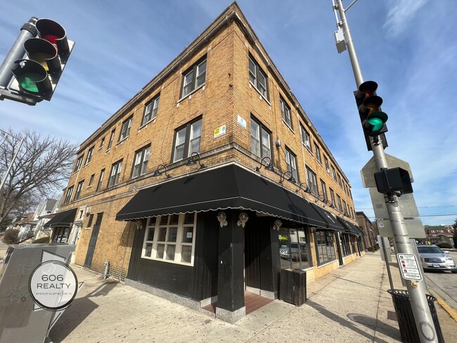 property at 156 Des Plaines Ave