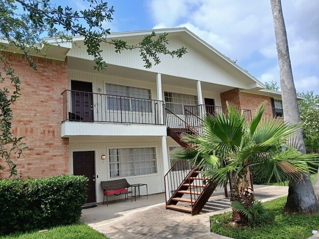 2805 Quail Run St, Unit 5