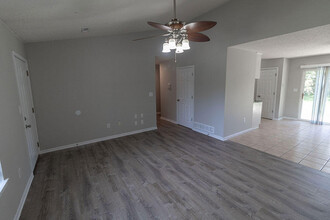 610 N Grace Ln in Columbia, MO - Building Photo - Building Photo