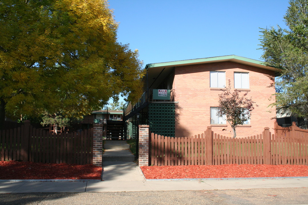 Clay Street Apartments in Denver, CO - Building Photo