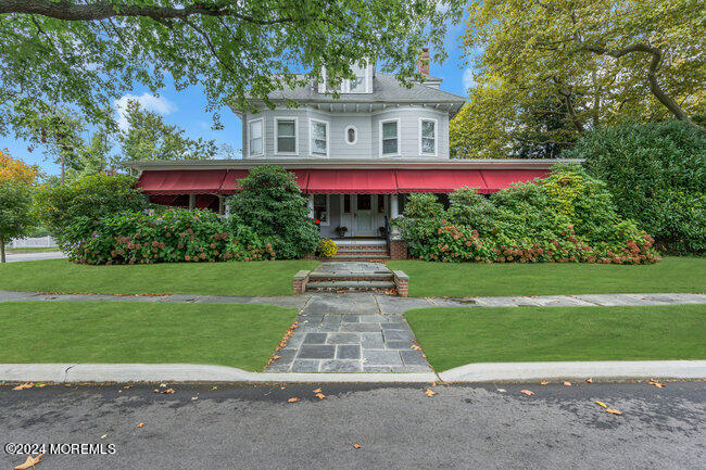 116 Washington Ave in Spring Lake, NJ - Building Photo