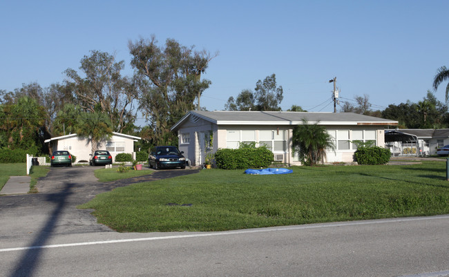 Golfside in Lehigh Acres, FL - Building Photo - Building Photo