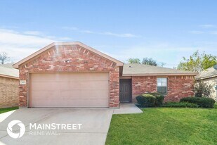 3433 Heatherbend St in Fort Worth, TX - Building Photo