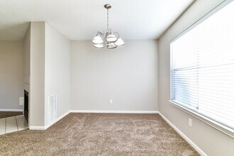 6803 Hedgewick Dr in Houston, TX - Building Photo - Building Photo