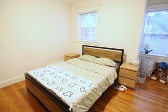 30 Upland Rd in Cambridge, MA - Building Photo - Building Photo