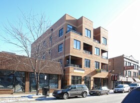 3221 Sheffield Apartments