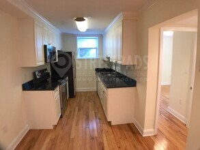 3 Chauncy St, Unit 17 in Cambridge, MA - Foto de edificio - Building Photo