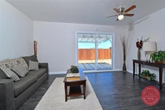 7530 Bronte Pl in San Diego, CA - Building Photo - Building Photo