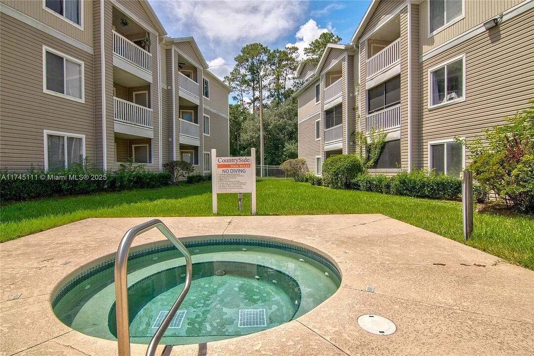 4000 SW 23rd St, Unit 6-106 in Gainesville, FL - Building Photo
