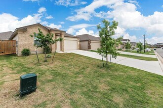 264 Perfect World Lp in Jarrell, TX - Building Photo - Building Photo