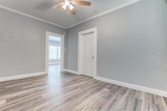 320 W Canty St in Dallas, TX - Building Photo - Building Photo