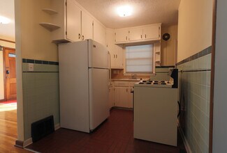 2623 Terrace Rd, Unit 2623 Terrace Road in Des Moines, IA - Building Photo - Building Photo