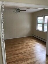 7 Pearl Dr in Howell, NJ - Building Photo - Building Photo