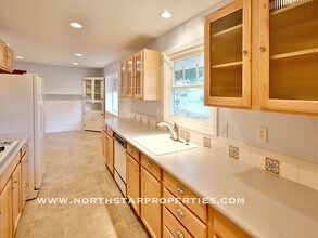 1425 Cornell St in Lake Oswego, OR - Building Photo - Building Photo