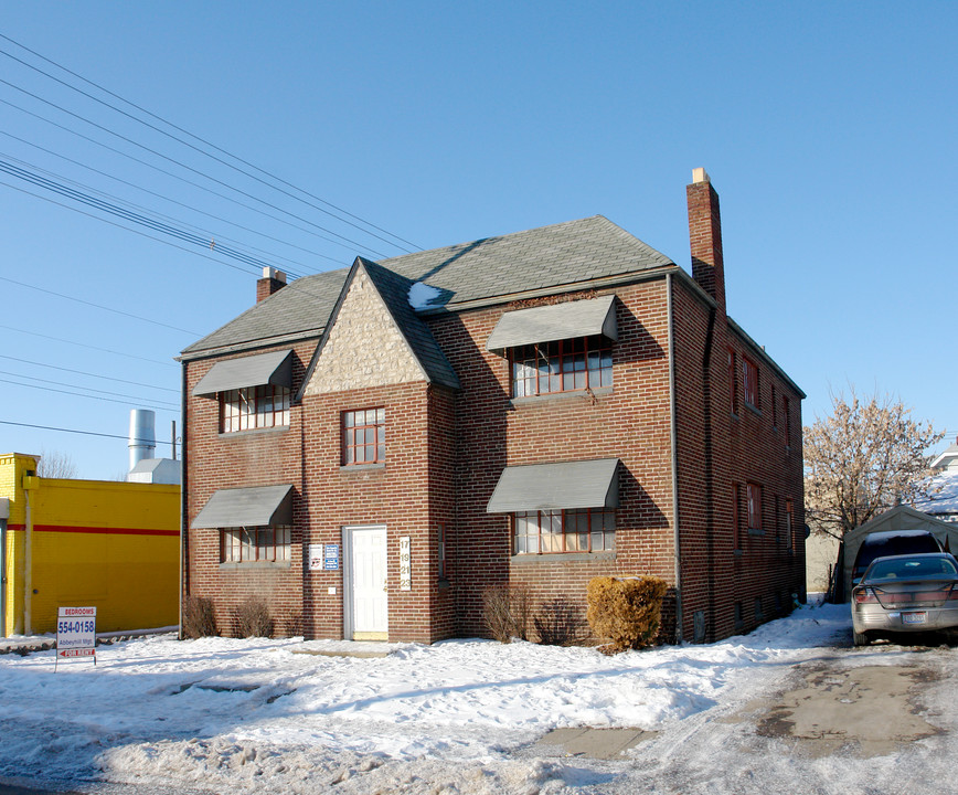 21-23 N Eureka Ave in Columbus, OH - Building Photo