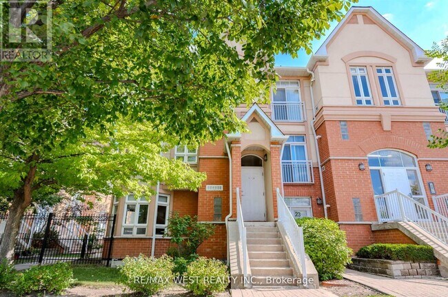 9 Pine St in Toronto, ON - Building Photo - Building Photo