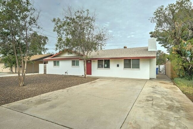 1374 W 14th St in Tempe, AZ - Building Photo - Building Photo