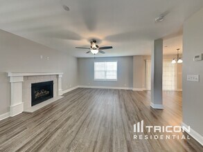 485 Preakness Cir in Pleasant View, TN - Building Photo - Building Photo