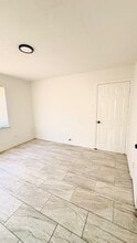 2701 Brewster St in Houston, TX - Building Photo - Building Photo