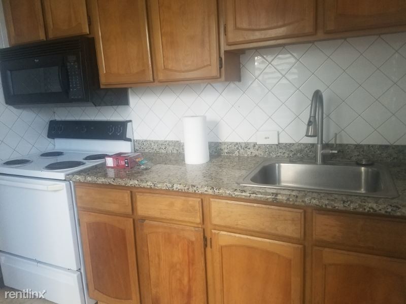 3429 James St in Honolulu, HI - Building Photo